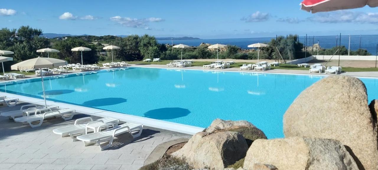 Residence Baia Santa Reparata Санта-Тереза-Галлура Экстерьер фото