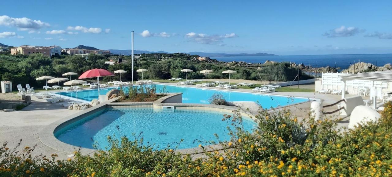 Residence Baia Santa Reparata Санта-Тереза-Галлура Экстерьер фото