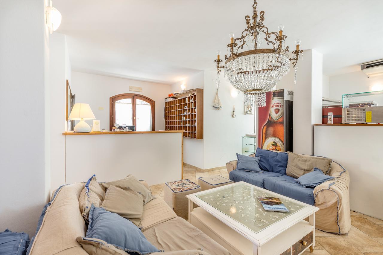 Residence Baia Santa Reparata Санта-Тереза-Галлура Экстерьер фото