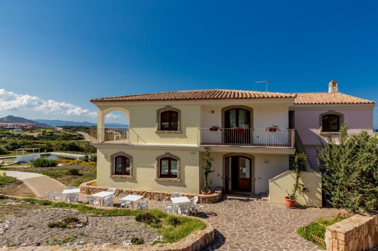 Residence Baia Santa Reparata Санта-Тереза-Галлура Экстерьер фото